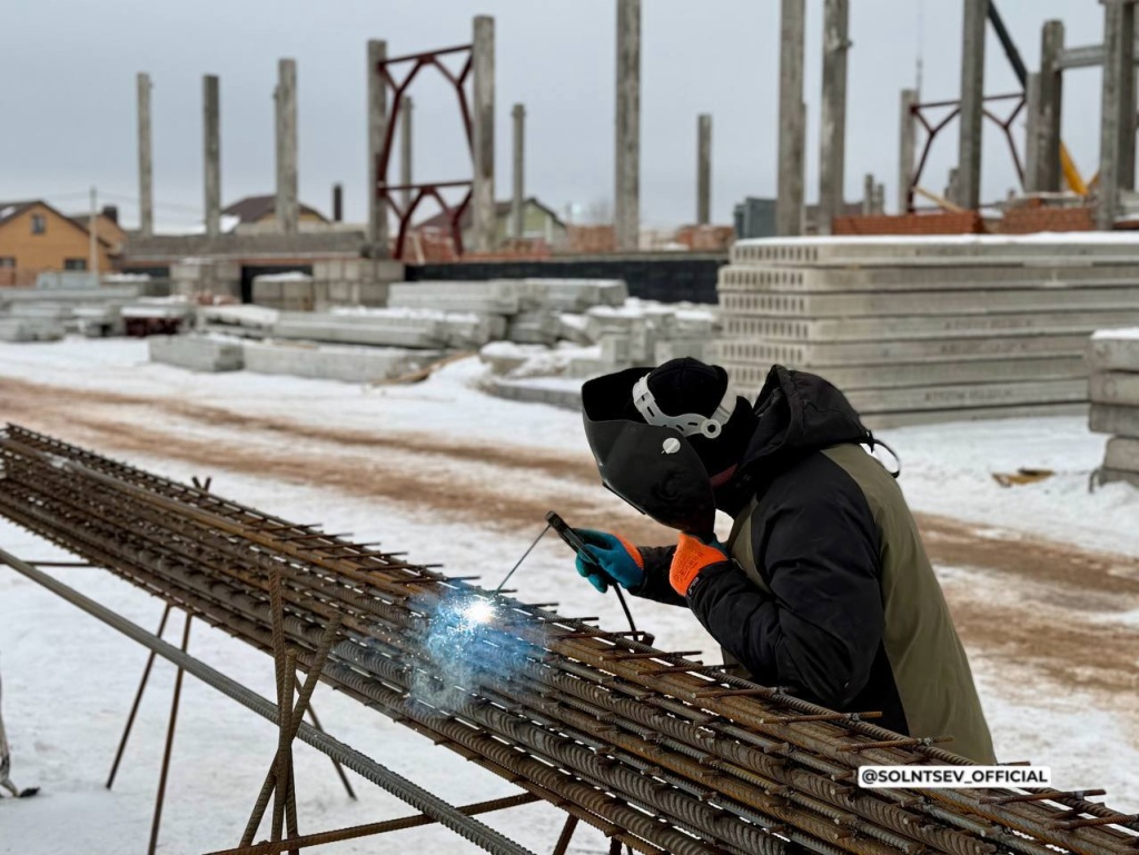 В Оренбургском районе в рамках национального проекта строят две современные школы