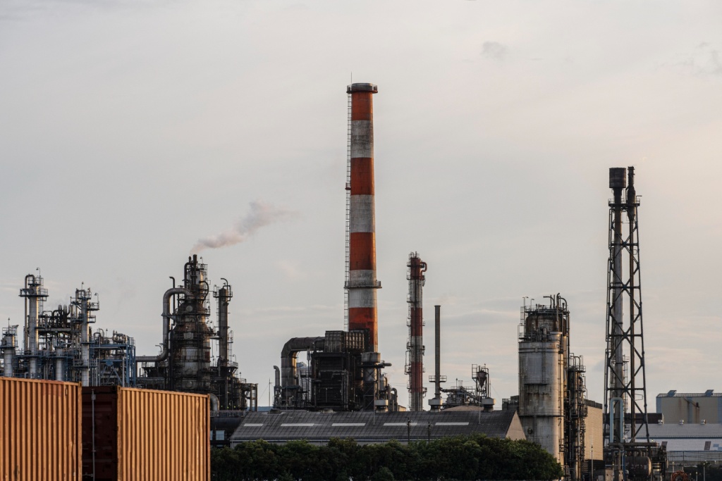 Предприятие "Новоросцемент" к концу года достроит технологическую линию за 8 миллиардов рублей