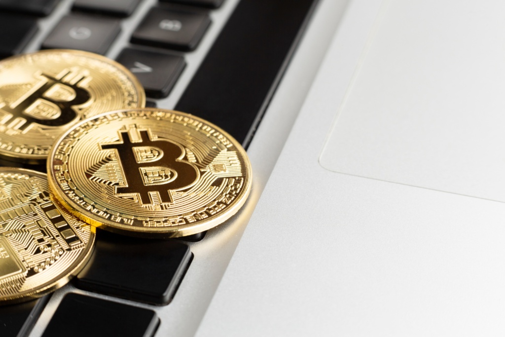 Биткоин начал стремительно расти после недавнего падения 