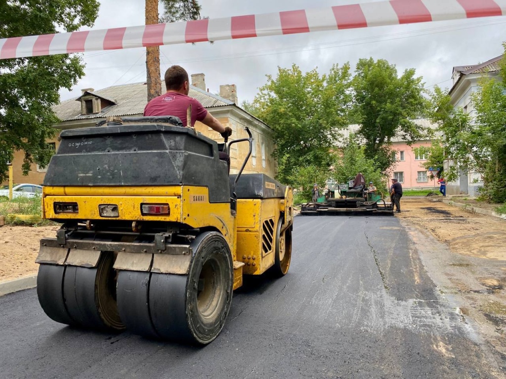 В Ангарске начали принимать заявки на участие в программе "Дворы без ям" В Ангарске начали принимать заявки на участие в программе "Дворы без ям"