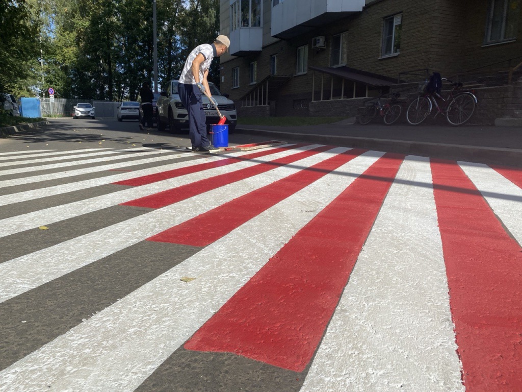 Визит уполномоченного главы Пушкинского в Ивантеевку: как прошло благоустройство двора на Фабричном проезде Визит уполномоченного главы Пушкинского в Ивантеевку: как прошло благоустройство двора на Фабричном проезде