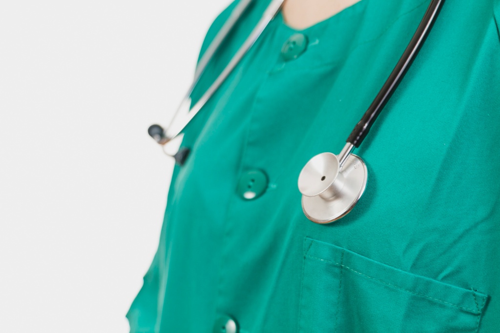 В Самаре медсестра спасла жизнь школьнице