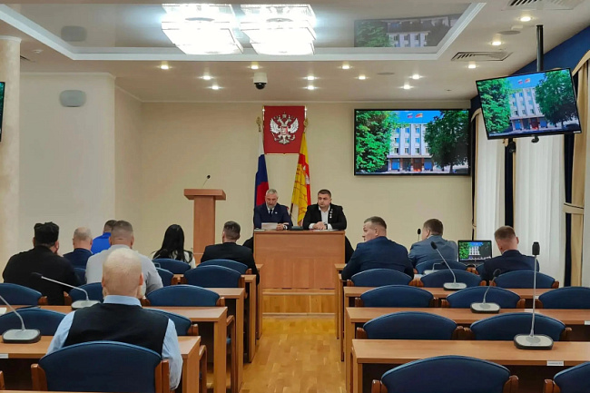 В Воронеже выстраивают единую систему поддержки участников СВО: в гордуме обсудили координацию помощи бойцам и их семьям В Воронеже выстраивают единую систему поддержки участников СВО: в гордуме обсудили координацию помощи бойцам и их семьям