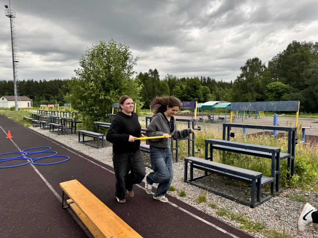 Врио Оренбургской области Евгений Солнцев поприветствовал новых участников смены «Путь к успеху» в лагере «Солнечная страна» Врио Оренбургской области Евгений Солнцев поприветствовал новых участников смены «Путь к успеху» в лагере «Солнечная страна»