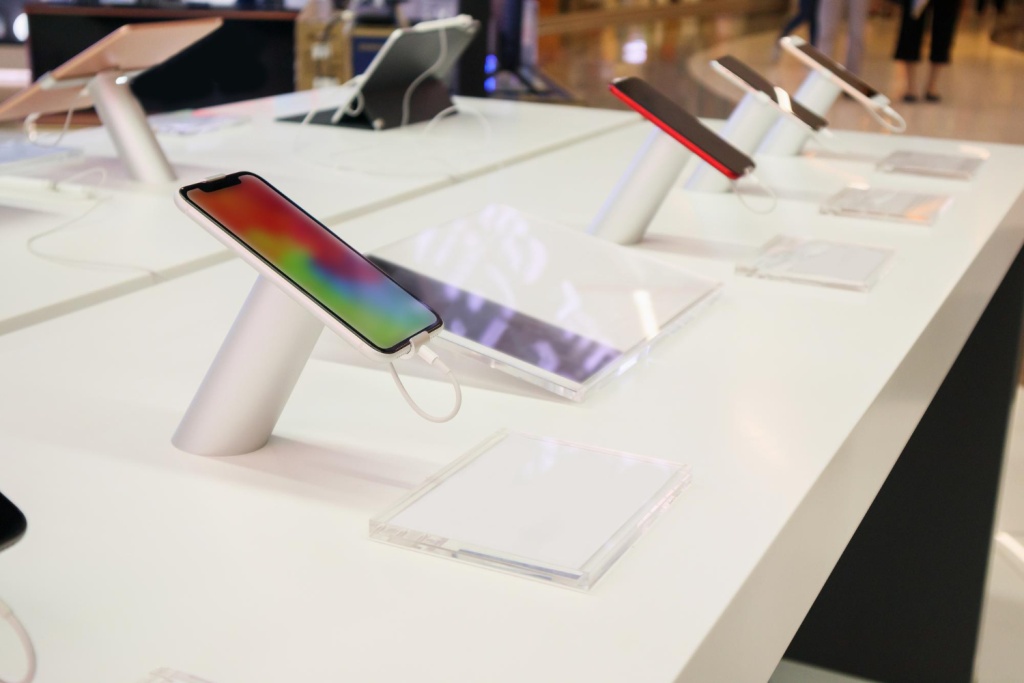 ФНС: выручка Apple в РФ упала более чем в 23 раза ФНС: выручка Apple в РФ упала более чем в 23 раза