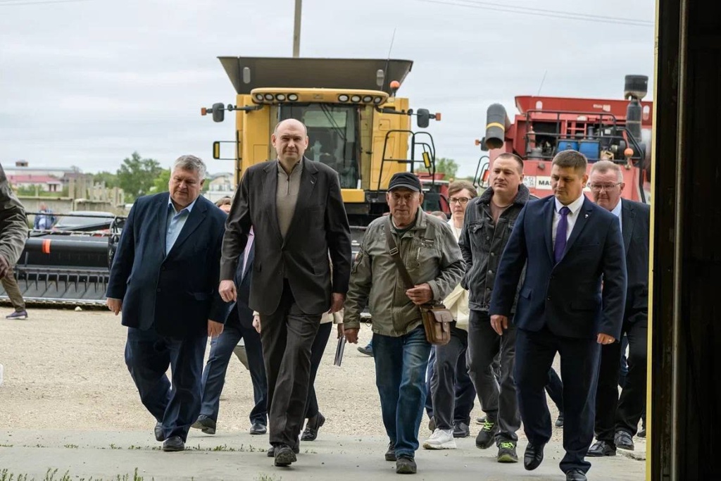 Врио губернатора Оренбургской области дал ряд важных поручений на востоке региона Врио губернатора Оренбургской области дал ряд важных поручений на востоке региона