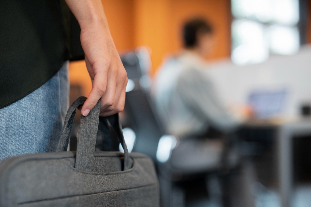 Власти Оренбурга продолжают работать над противодействием теневой занятости