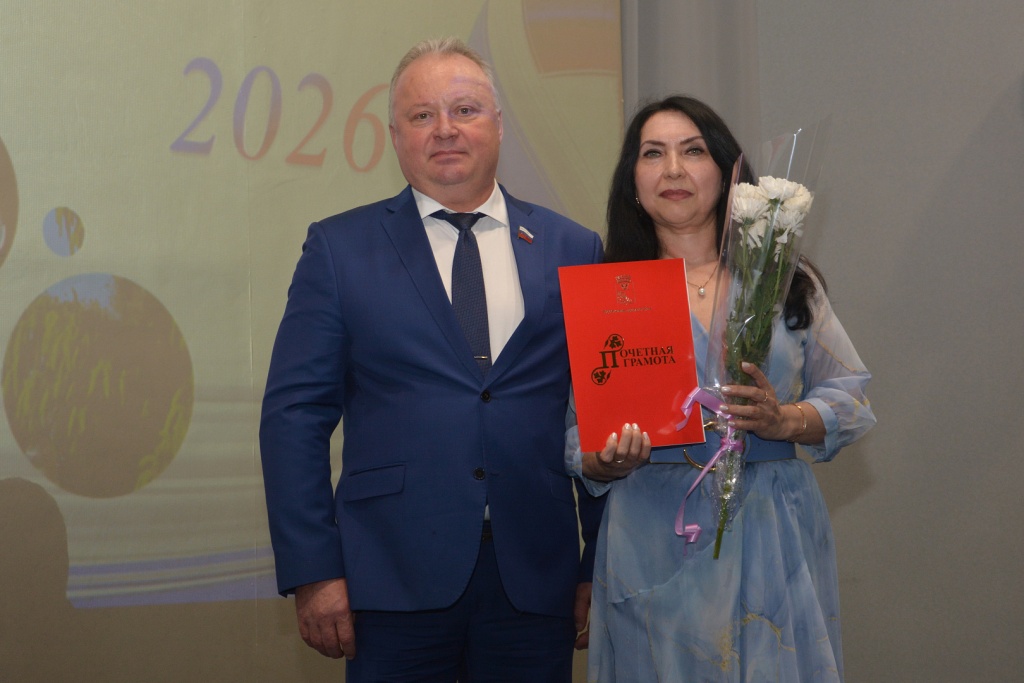 «Ваш труд требует душевной щедрости»: депутат Воронежской гордумы Олег Черкасов принял участие в чествовании работников социальной сферы