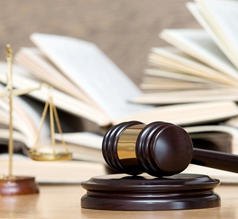 Оренбургская прокуратура через суд добивается компенсации ущерба, причинённого почвам при незаконной разработке карьера